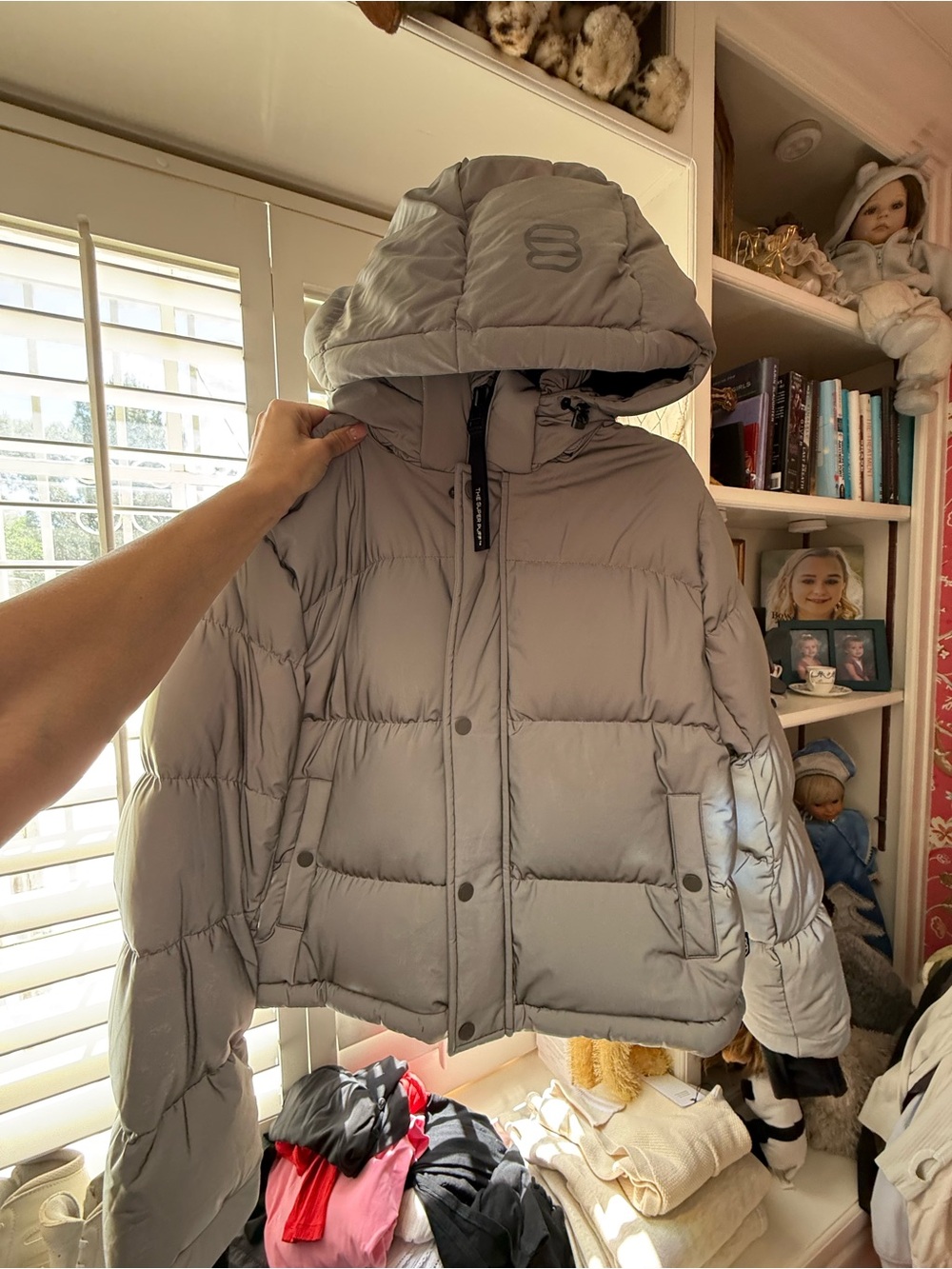 Aritzia Light Gray Puffer Jacket with Hood